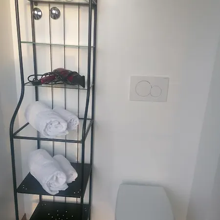 Bgy Airport Guesthouse